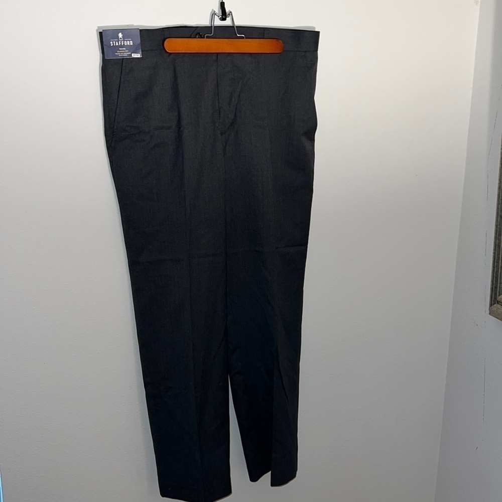 Stafford Travel suit separate Flat front classic fit dress pants Sz 36 X 30 Grey